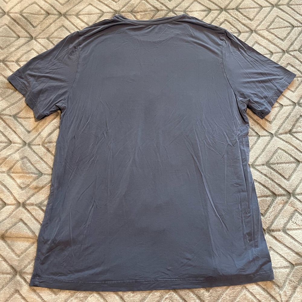 Cozy Earth Men’s Bamboo Shirt, Size Large, Dusty Blue - Picture 8 of 9
